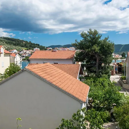 Apartments Holiday Zaboric *