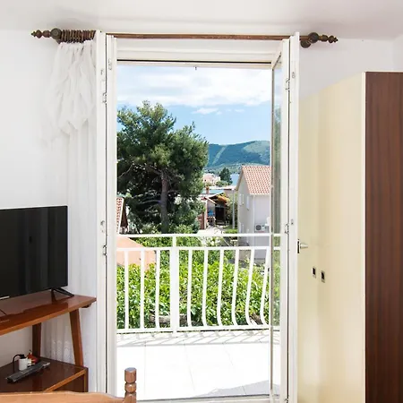 Apartments Holiday Zaboric * زابوريتش