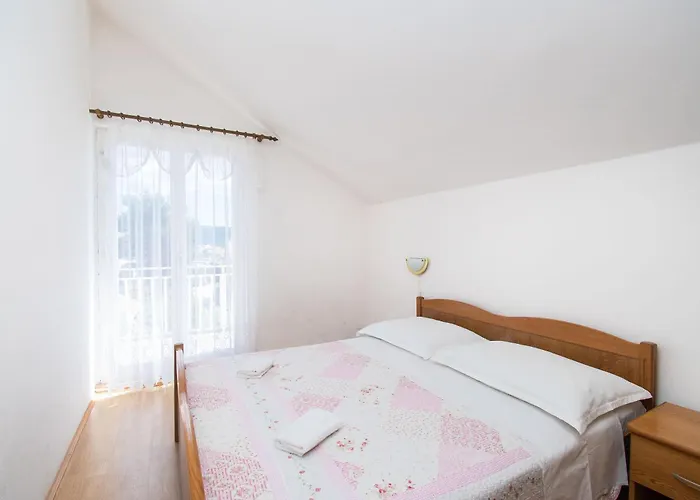 Apartments Holiday Žaborić Apartman